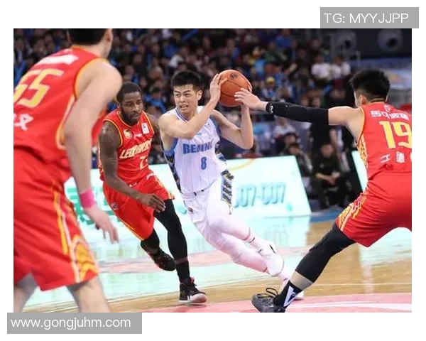 体育实时数据深圳篮球队的比赛节奏分析与战术探讨 体育实时数据深圳篮球队的比赛节奏分析与战术探讨